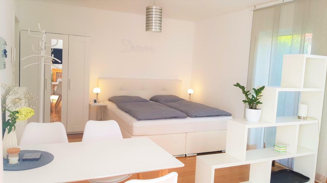 Apartment Am Paradies - 10 Minuten Fussweg Zur Innenstadt 림부르크안더란 외부 사진
